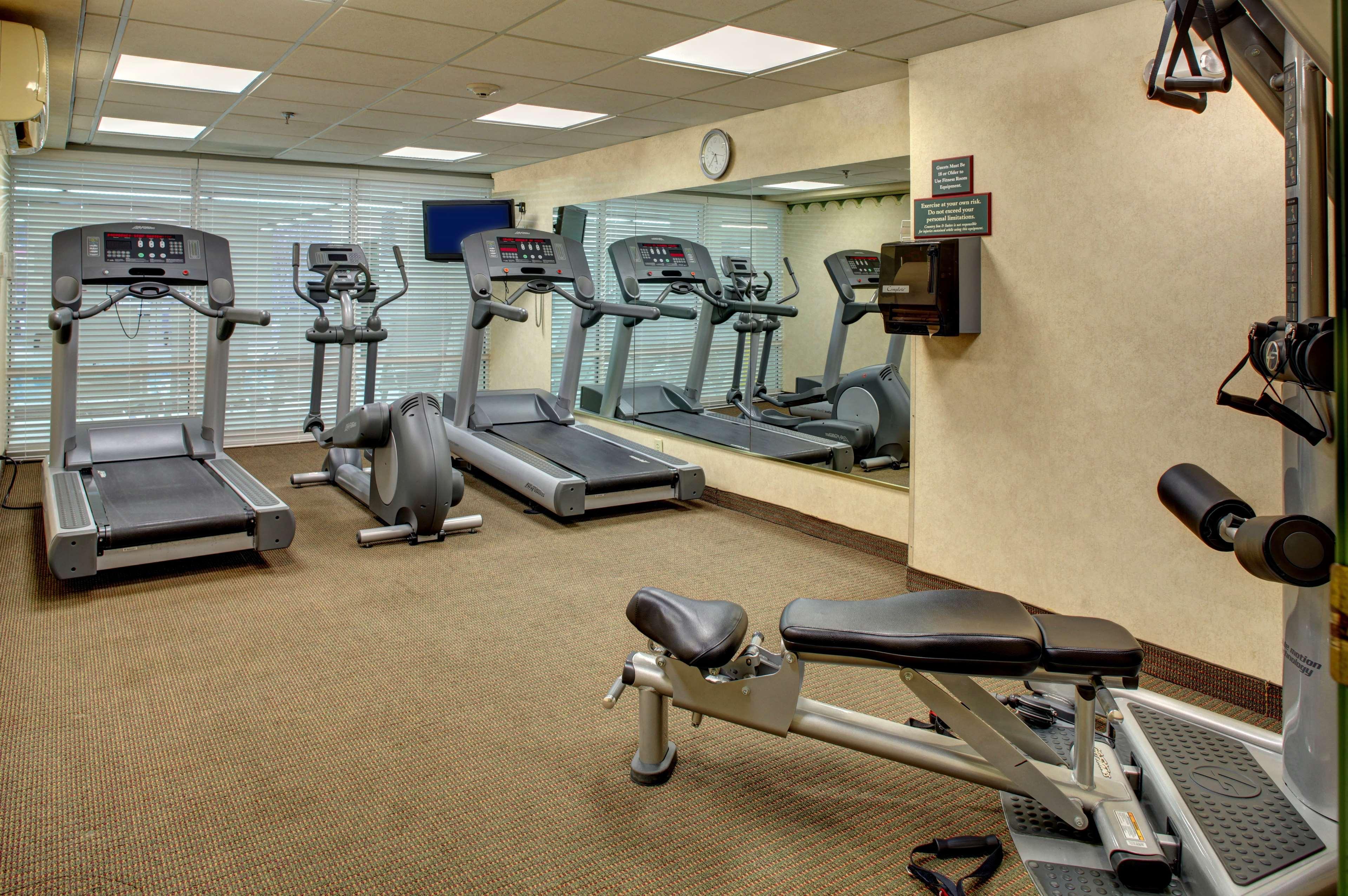 Country Inn & Suites By Radisson Asheville Downtown Tunnel Road Dış mekan fotoğraf