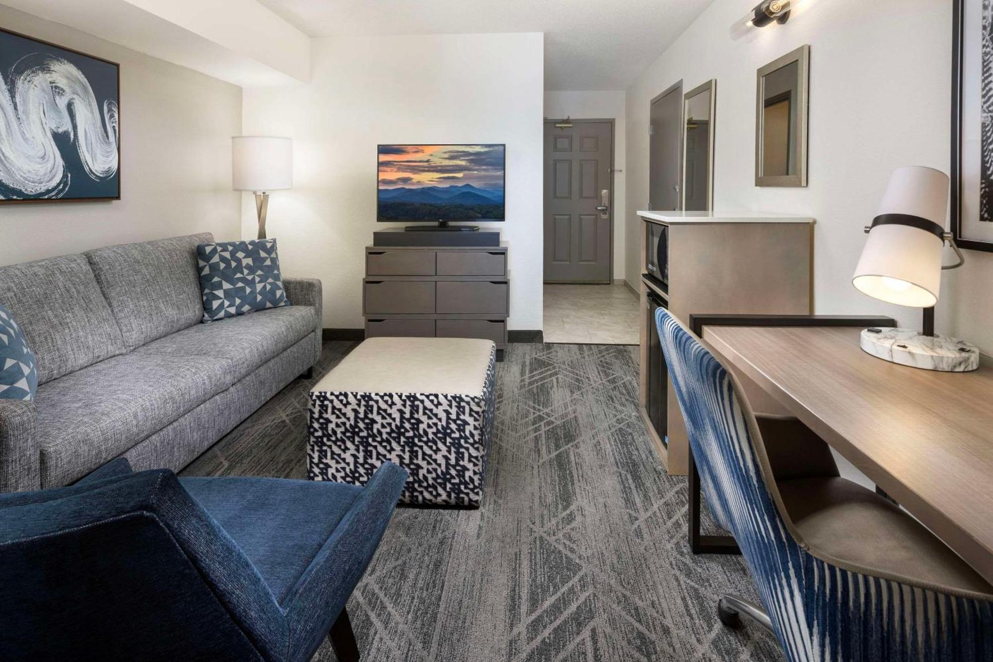Country Inn & Suites By Radisson Asheville Downtown Tunnel Road Dış mekan fotoğraf