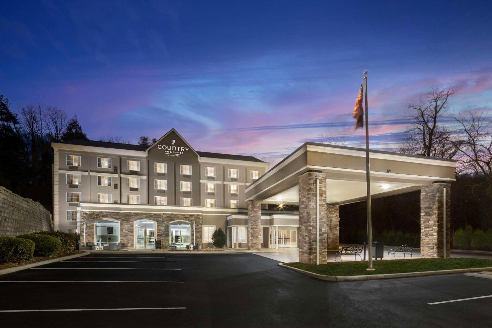 Country Inn & Suites By Radisson Asheville Downtown Tunnel Road Dış mekan fotoğraf