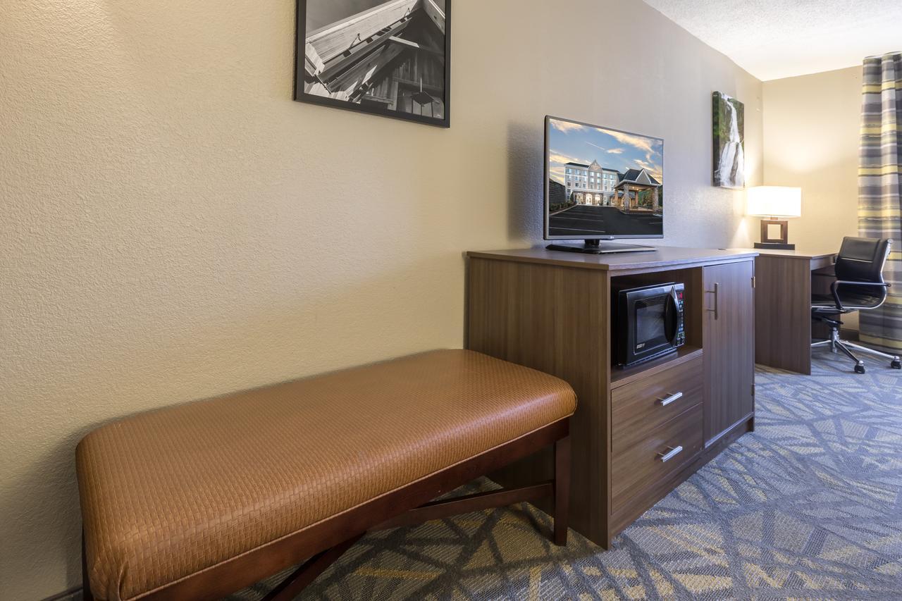 Country Inn & Suites By Radisson Asheville Downtown Tunnel Road Dış mekan fotoğraf